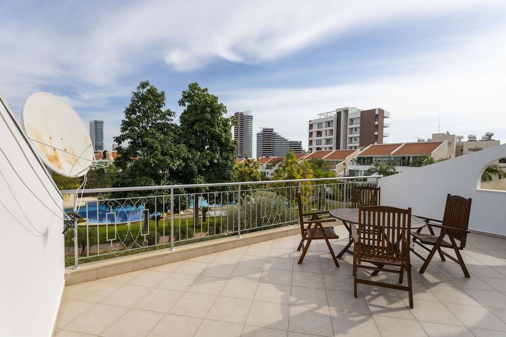 Limassol Vacations - Bay View Gardens Apartments with Pool - Property Image 72