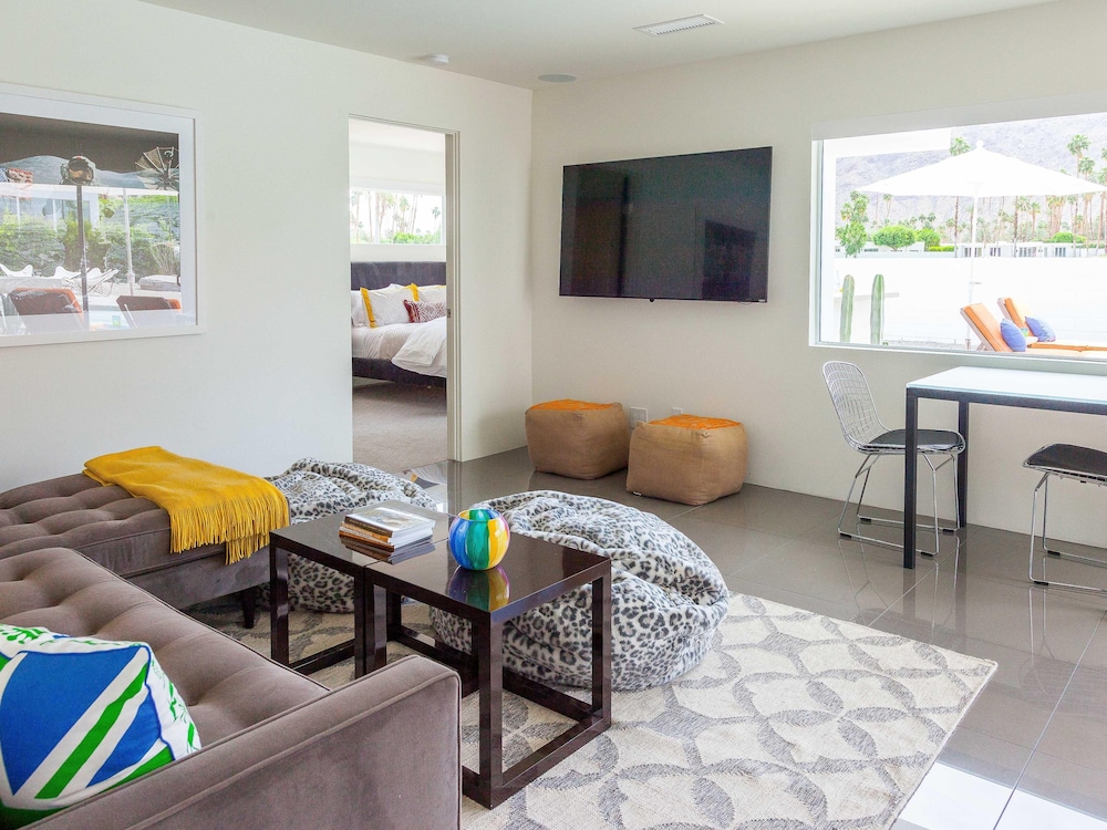 Palm Springs Vacations - Spero Estate - Property Image 49