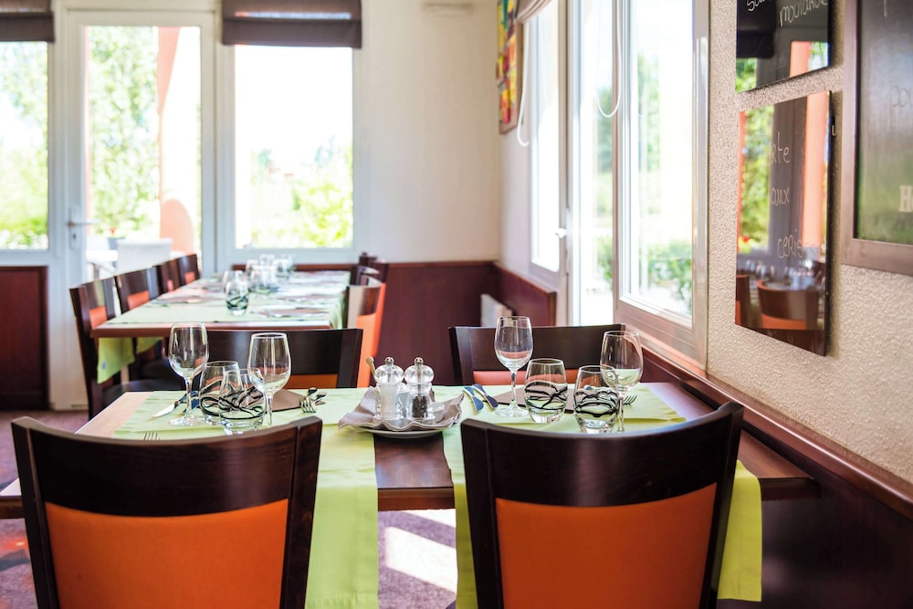Saint-Herblain Vacations - Brit Hotel Nantes St Herblain - Le Kerann - Property Image 42