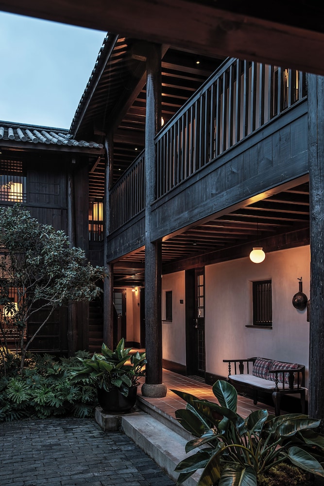 Lijiang Old Town  Lanshe hotel