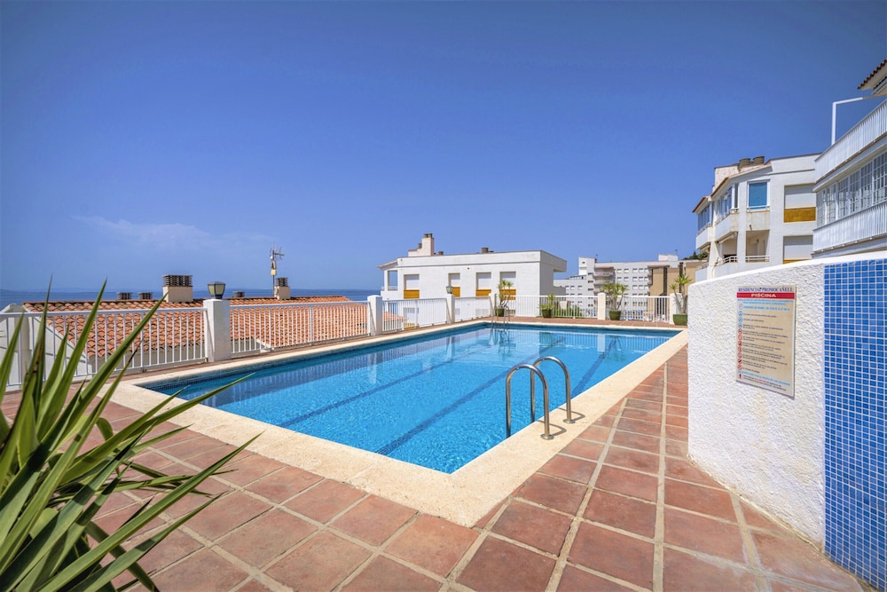 Apartment in Roses Near Canyelles Beach