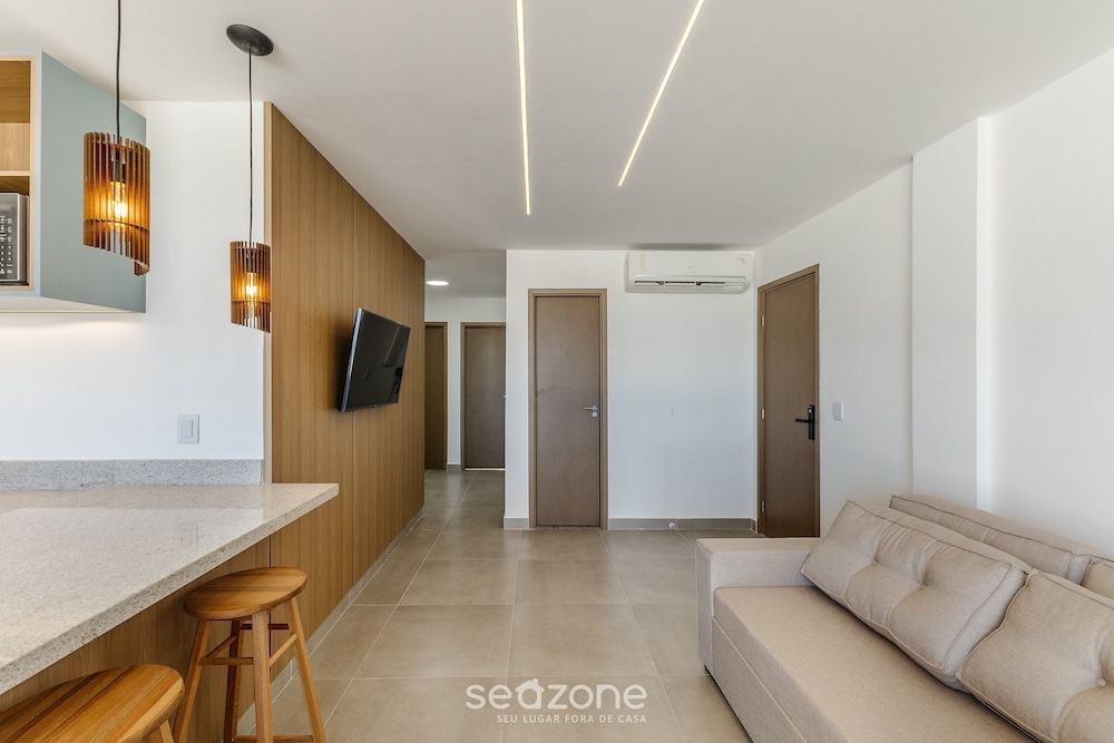 Modern and Sophisticated Apartments Near the Beach in Marau VLL