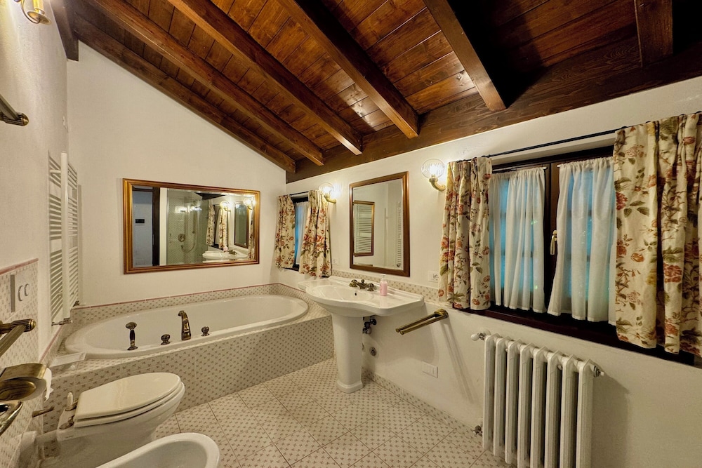 Chalet Miralago