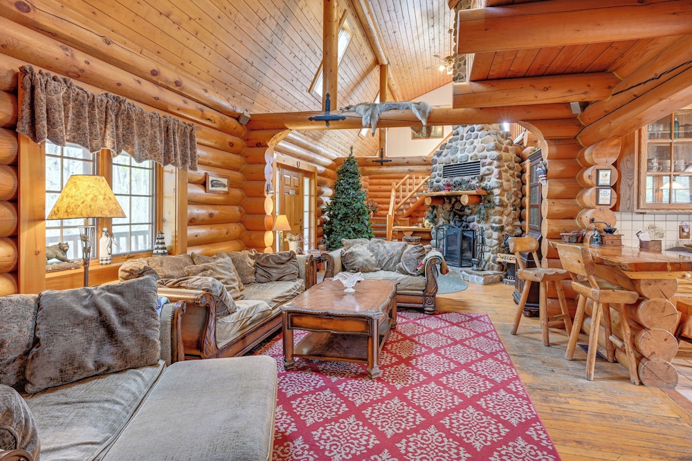 Spacious Sterling Cabin: Game Room, Private Pond! view 3