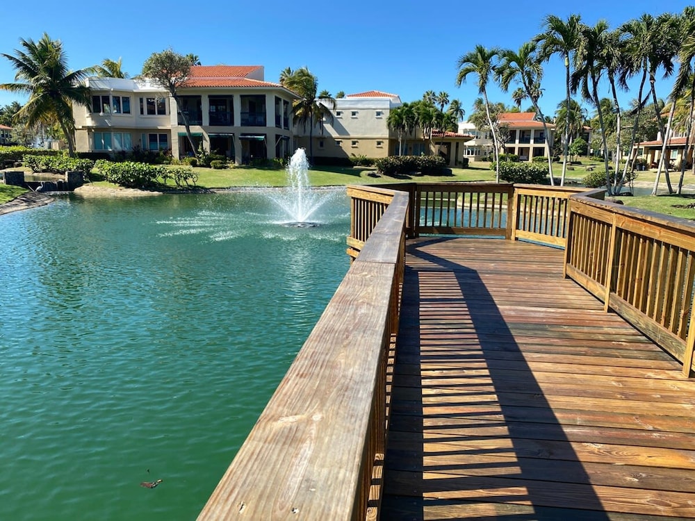 Family Villa Oleana Waterviews Oceanfront With Water and Generator