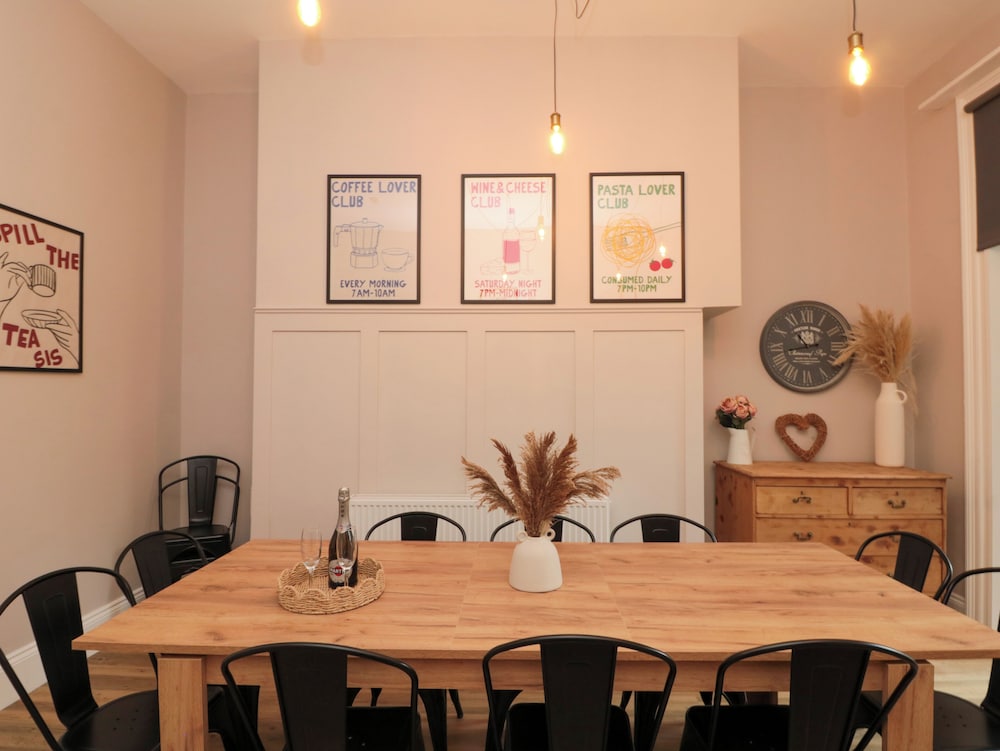 27 Westbourne Grove
