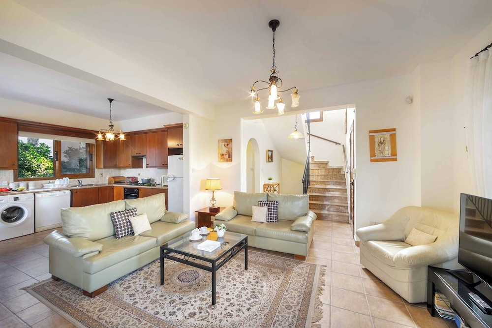Villa Relax Latchi