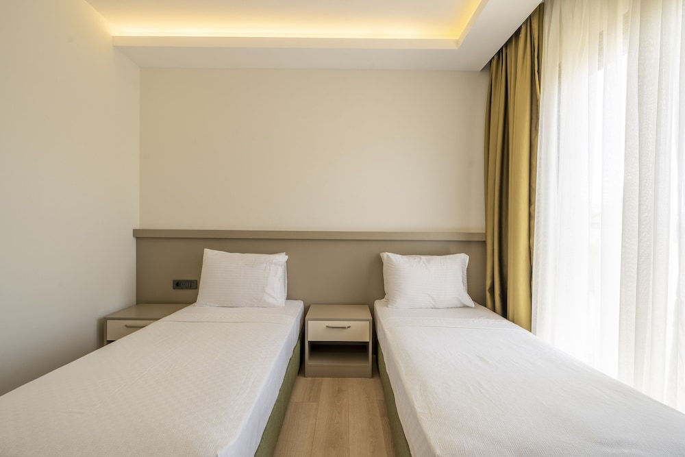 Olive Tree Hotel - Image 38