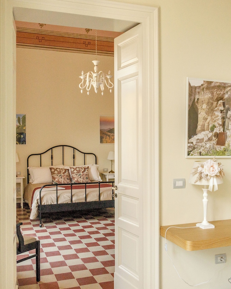 Palazzo Fiammingo Rooms