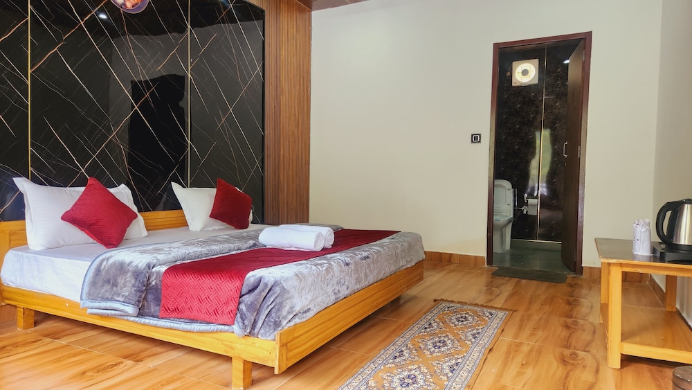 Yamunotri Heli Resort