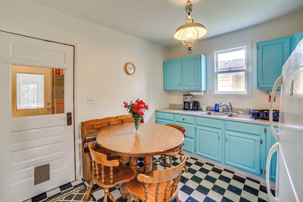 Steps to Lake Huron: Retreat w/ Yard in St Ignace
