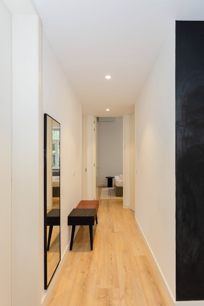 Crystal Luxury Apartment