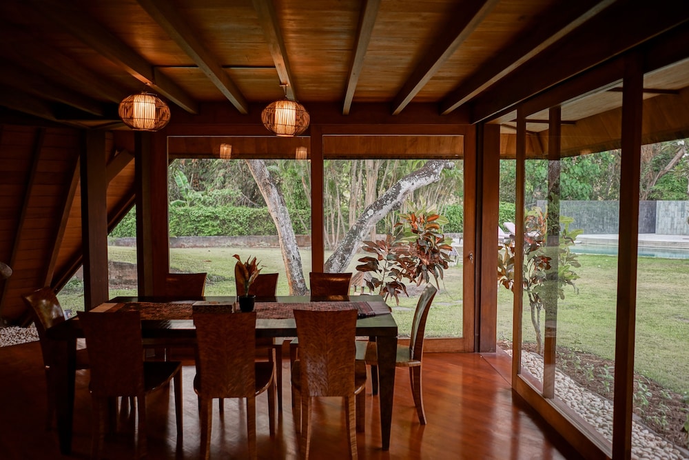 Baliana Villa Umalas view 2