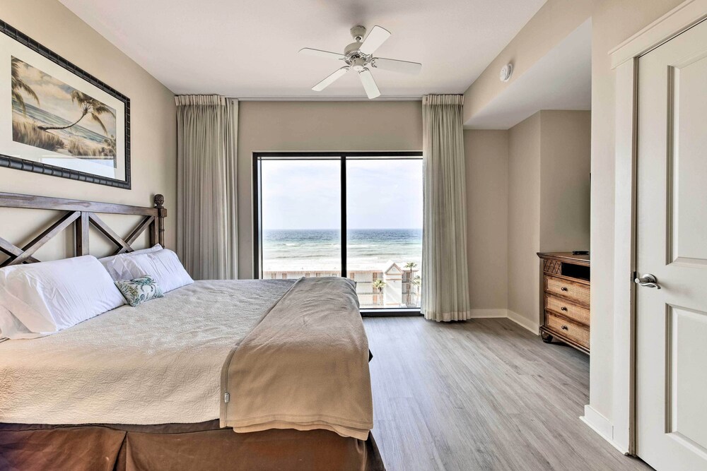 Scenic PCB Condo w/ Stunning Sunsets & Beach View!