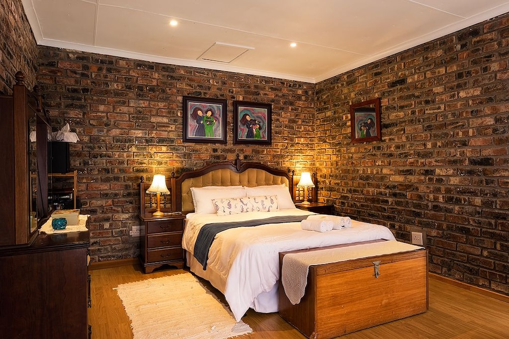 Sandpiper Guest Cottages