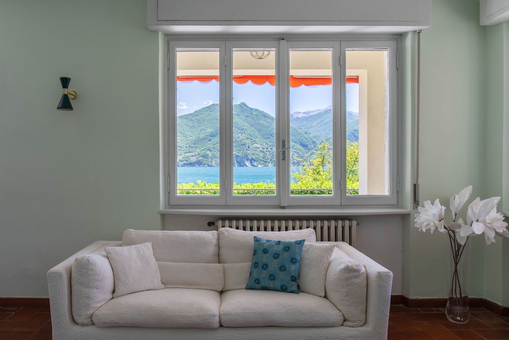 Villa Helios in Menaggio view 3