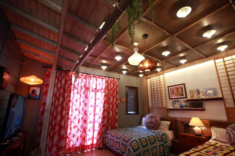 Bear Forest Retro B&B