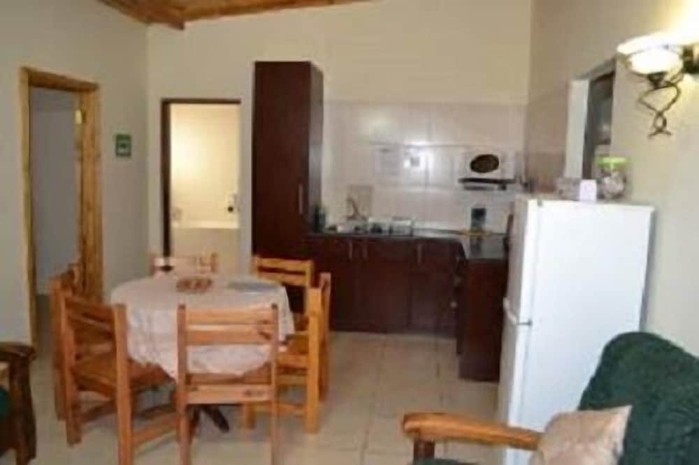 Kingfisher Hollow Exclusive Guest House