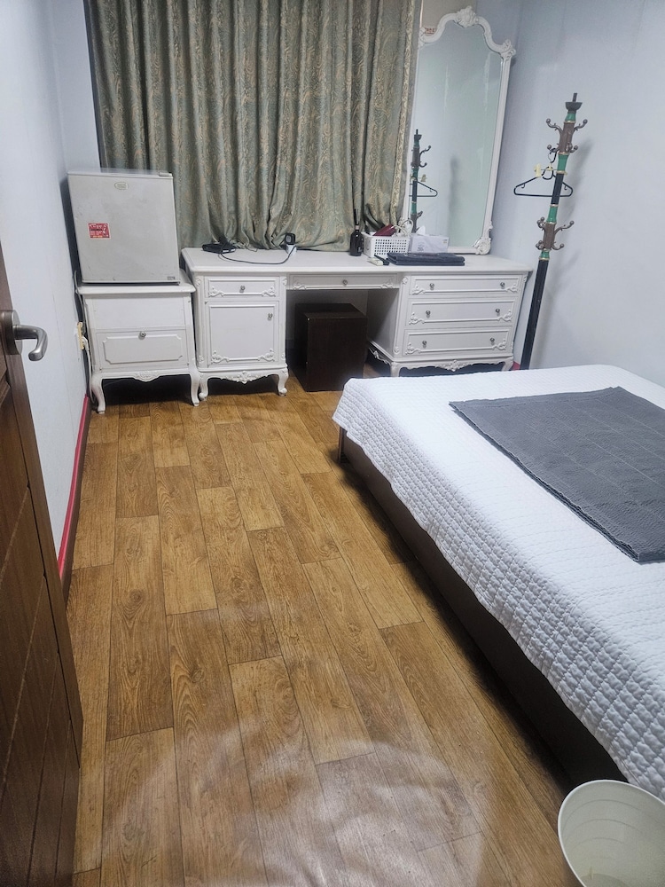 Samwoojang Motel