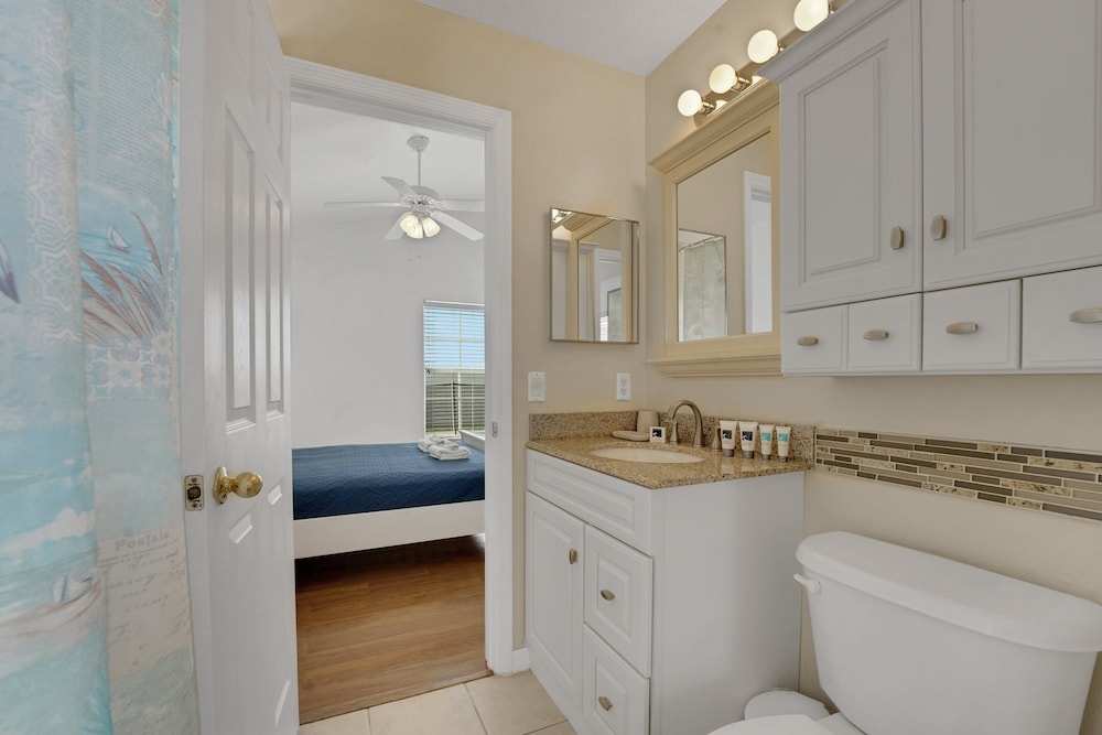 506hc-west Haven 4 Bedroom Home