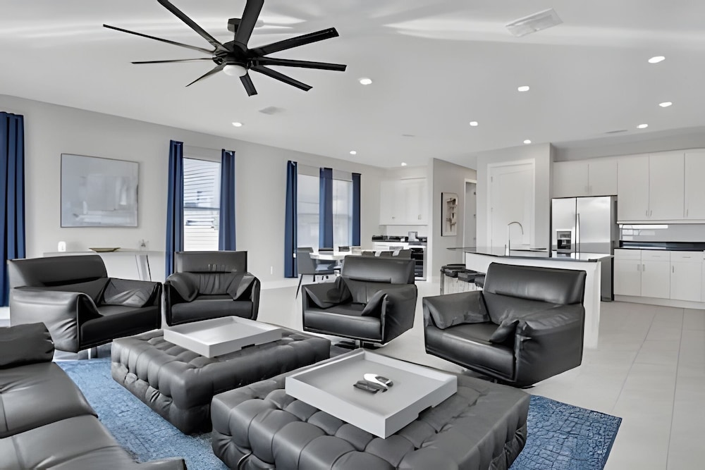 Reunion Luxury Villa w/ Lake View & Game Room