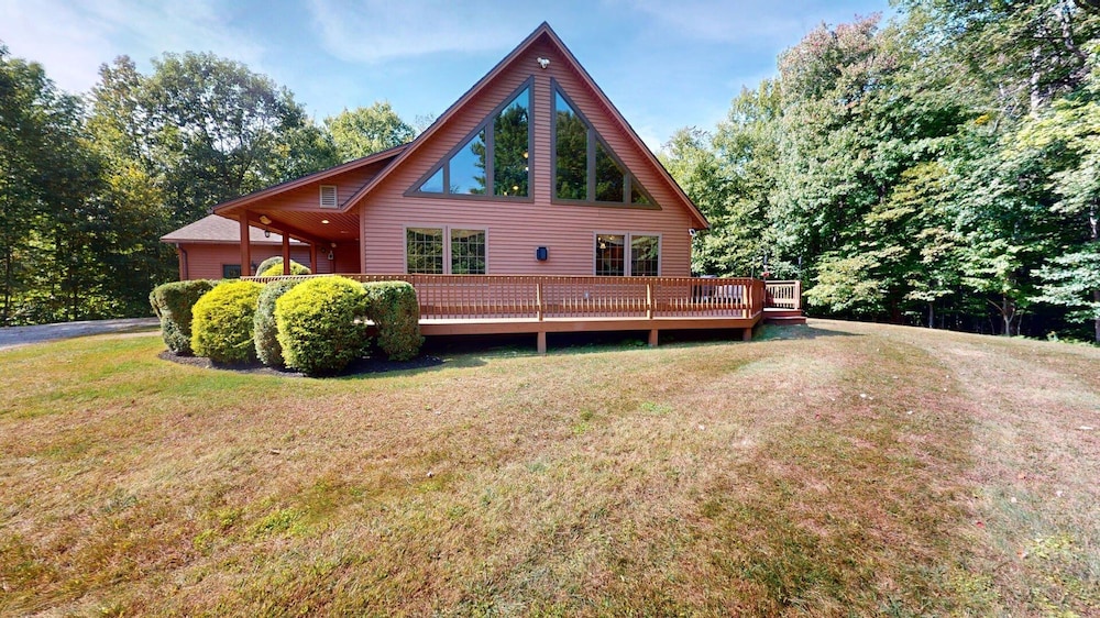 Beechwood Home in Mendon