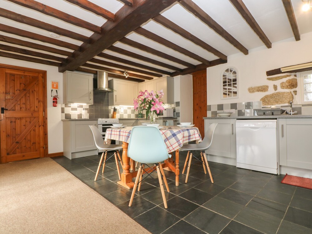 Bodmin Vacations - Trevenning Barn - Property Image 9