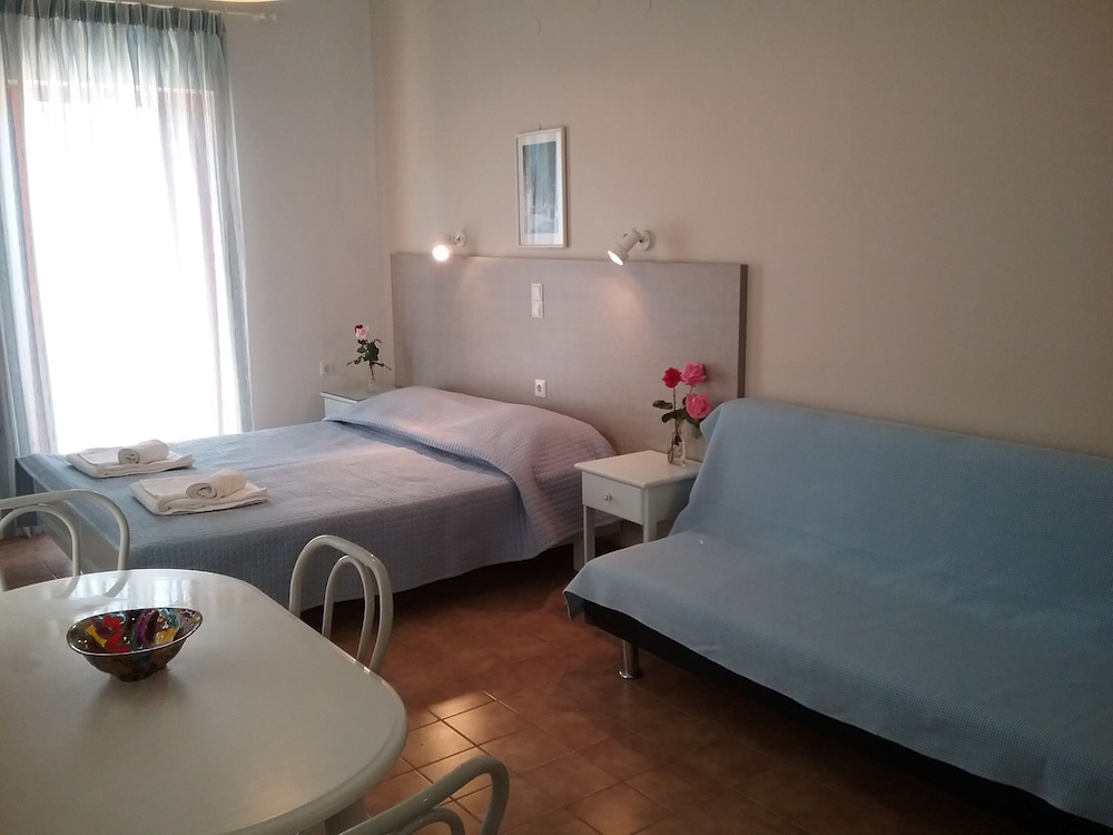 Ilona Apartments