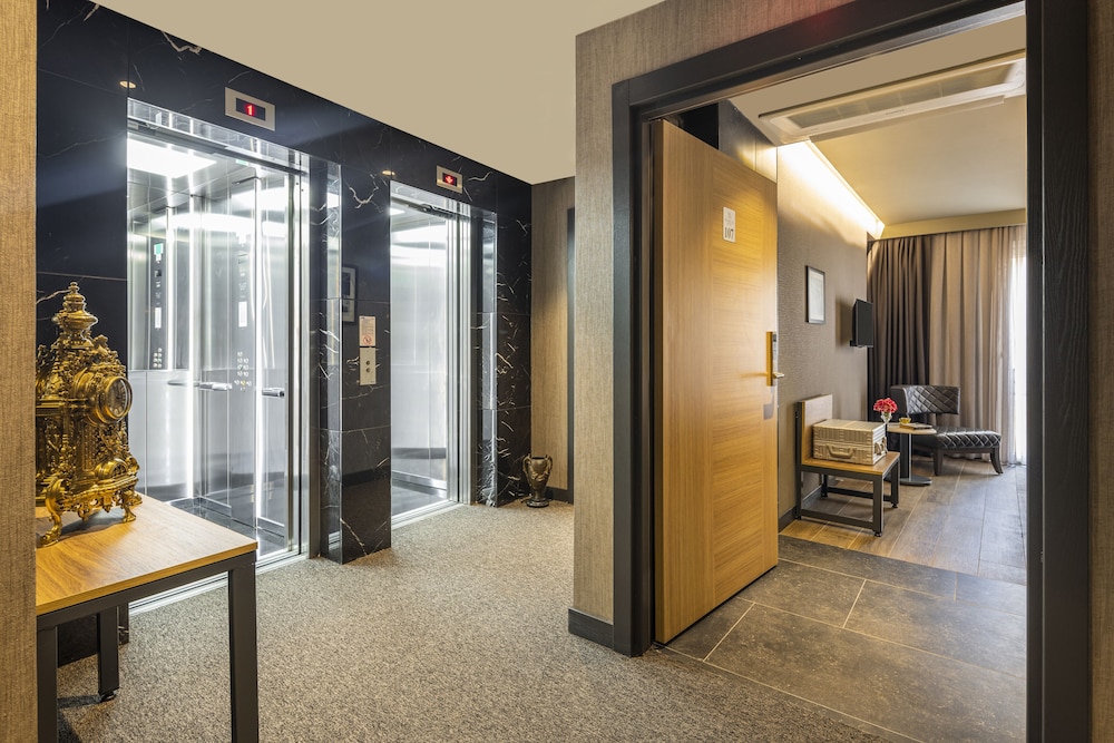 Marius Otel - Image 56