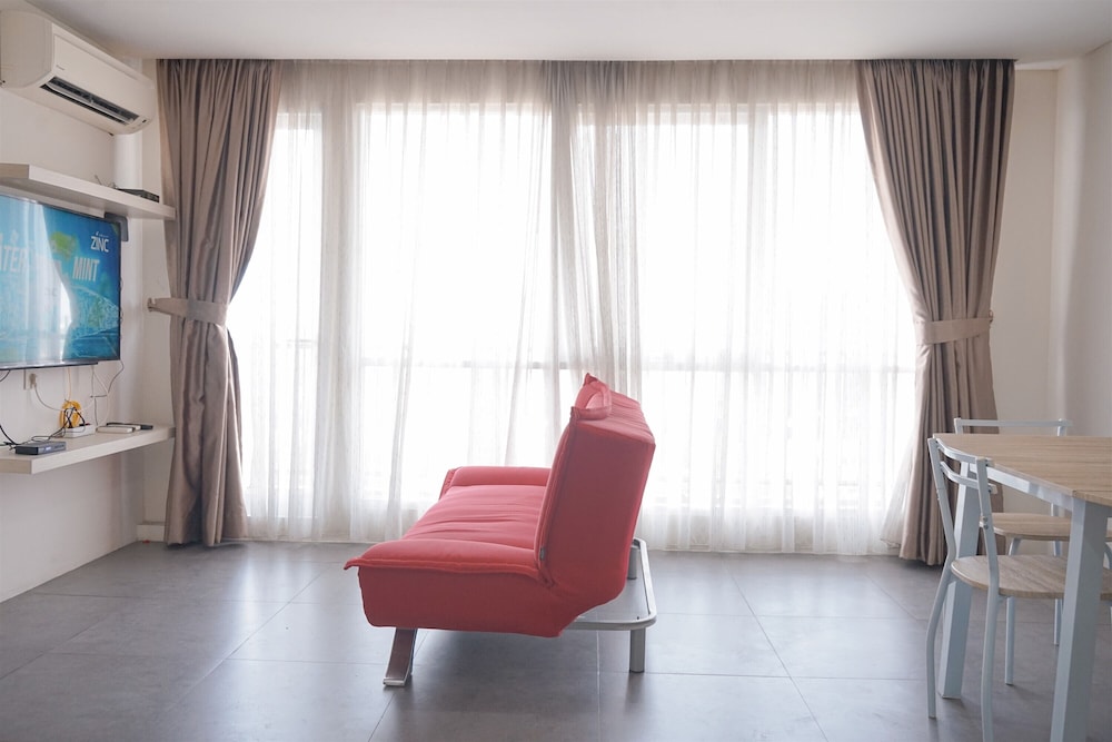 Great Choice 2Br At Bintaro Icon Apartment