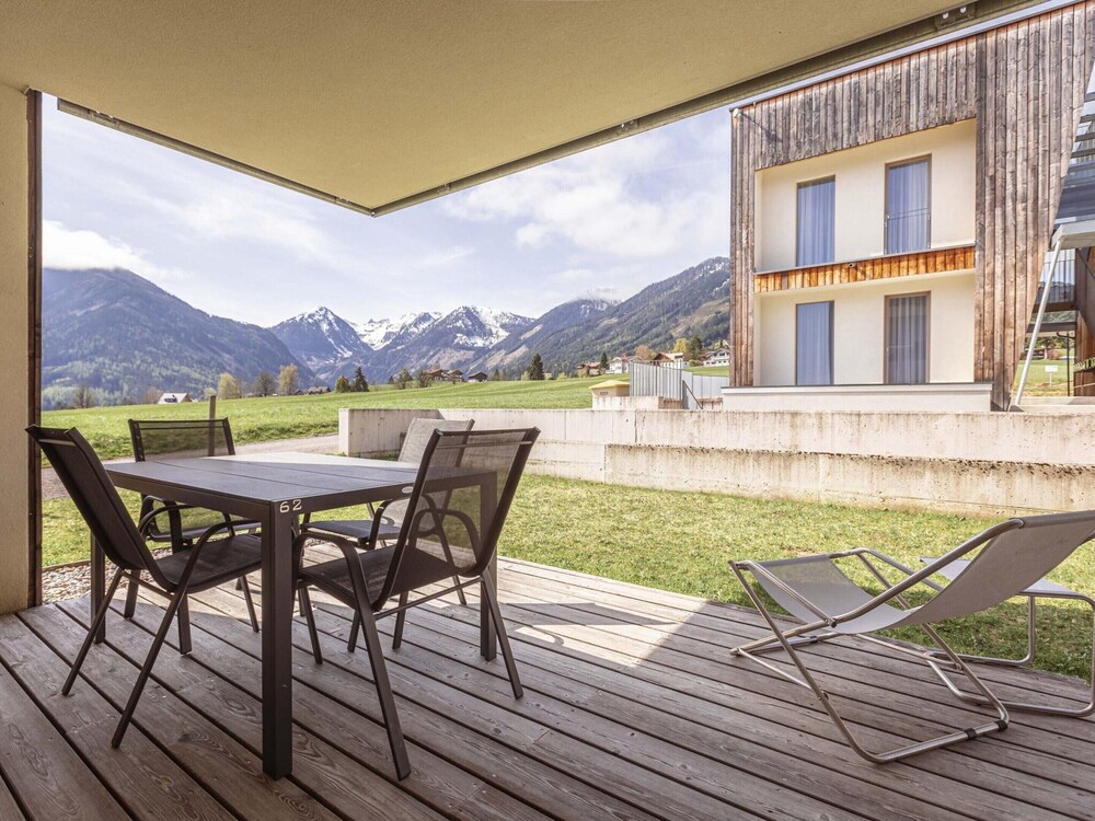 Apartment With Roof Terrace