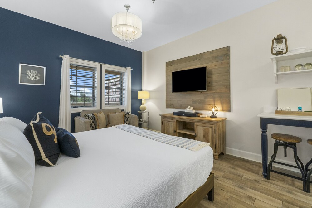 Village of South Walton by Panhandle Getaways