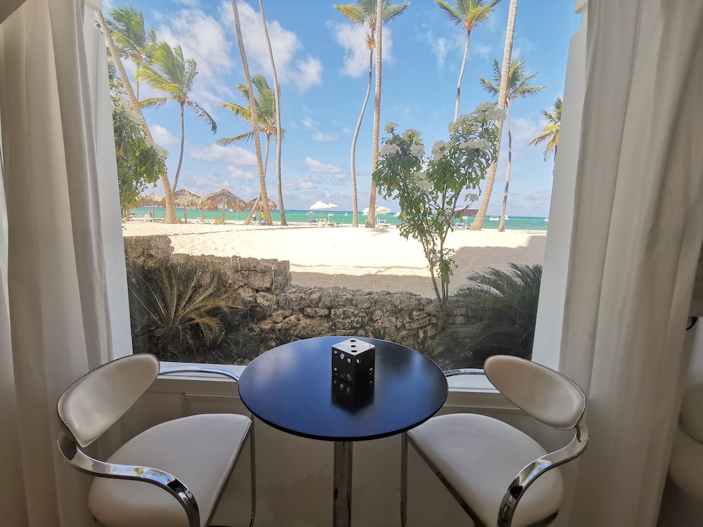 TROPICAL VILLAS playa LOS CORALES
