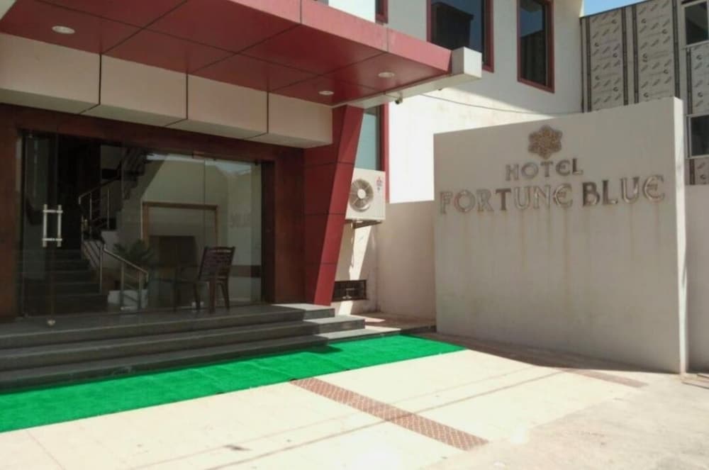 HOTEL FORTUNE BLUE