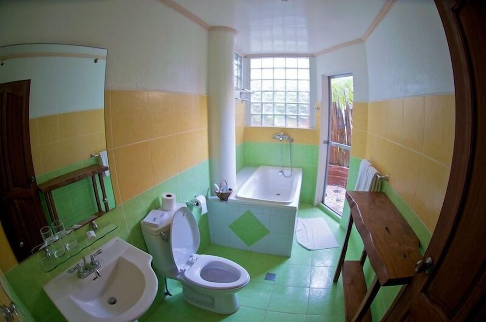 Hoyohoy Villas