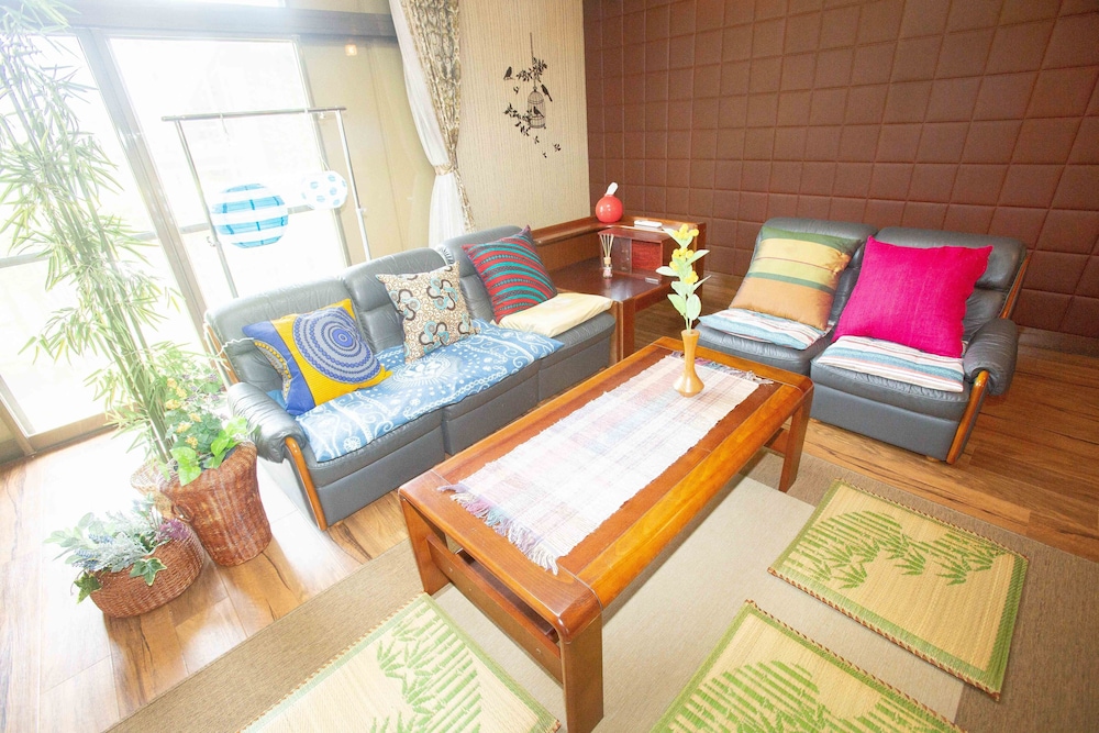 Minpaku Ambo view 3