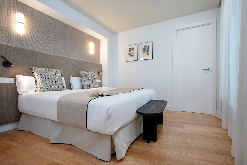 Lovely Apartment in Sevilla Tom s de Ibarra IV