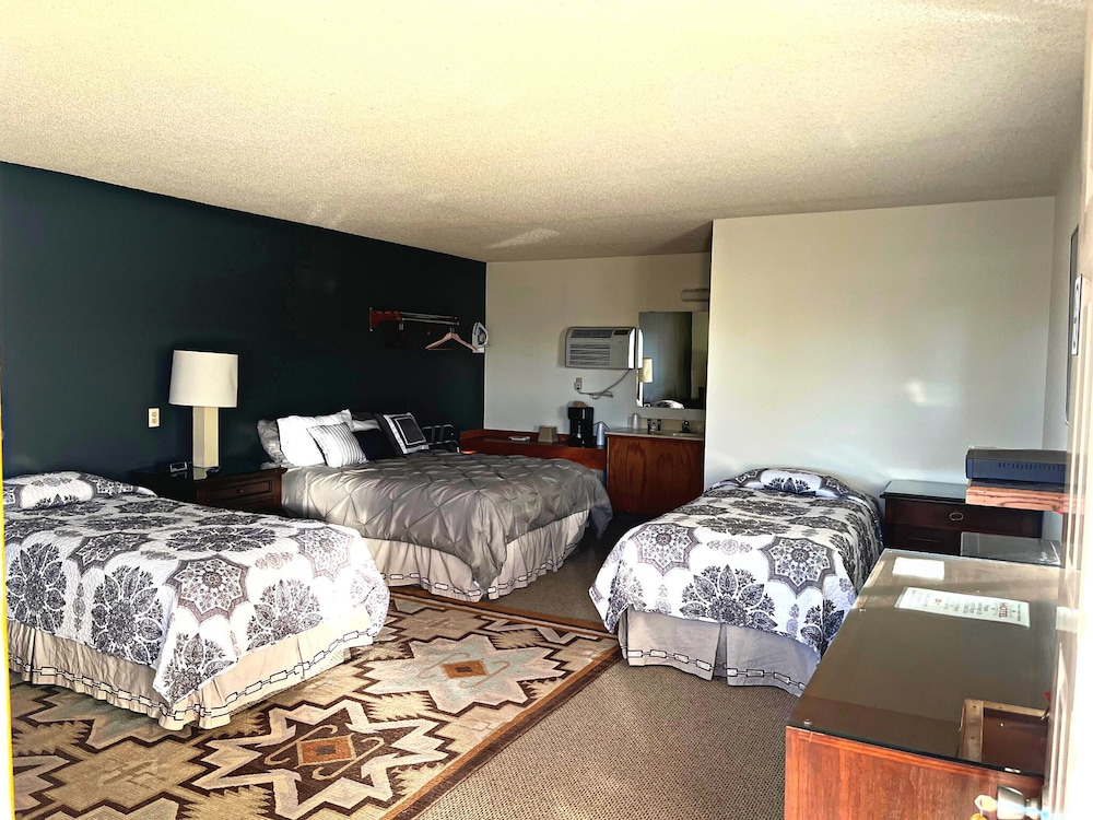 Furnas County Lodging view 5