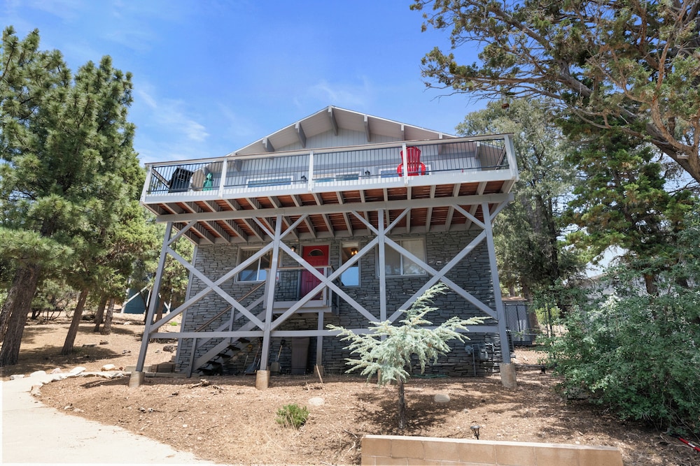 Chalet Colusa