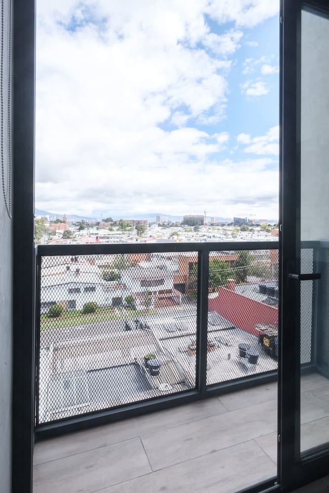 Luxury 1 BR Duplex in Virrey