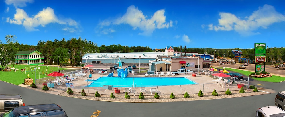 Shamrock Motel