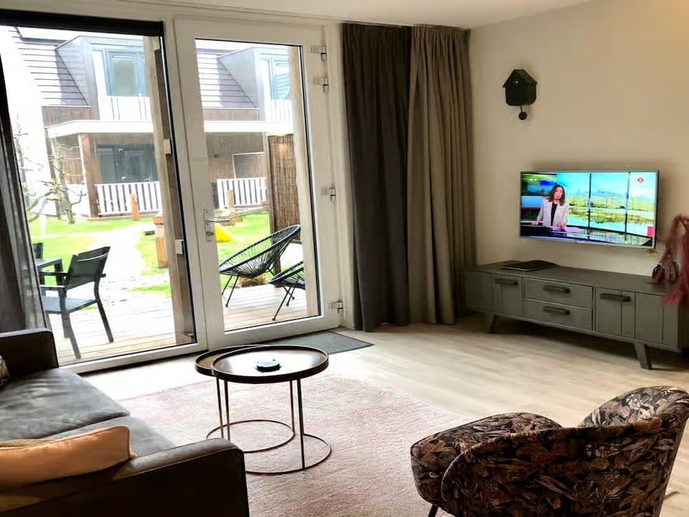 Cozy Lodge in the Center of Zoutelande