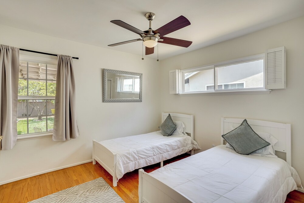 12 Mi to Dtwn LA: Family Home w/ Patio + Yard!