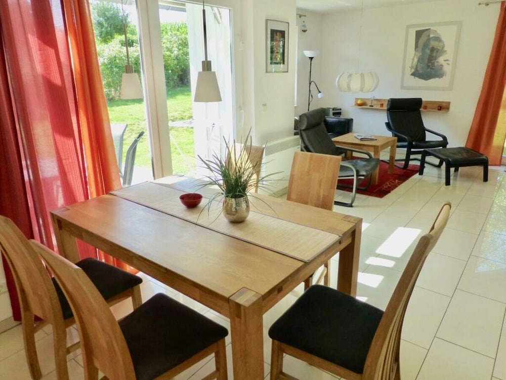 Holiday Apartment Sandpiper Ground Floor