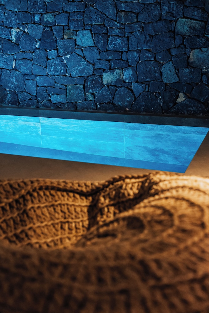 Erthā Suites with private pools