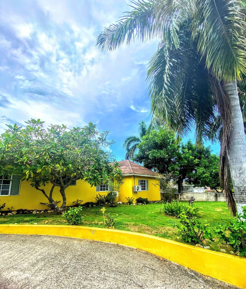 Ironshore Sugarmill Villa W Private Pool 6 Bedroom Villa