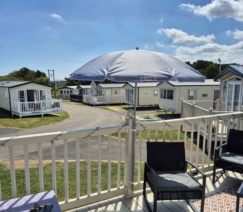 Cayton Bay Kestrel40