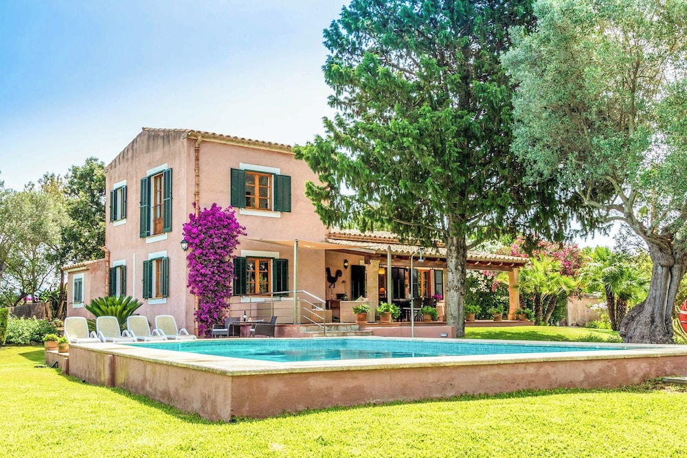 Villa Alzina