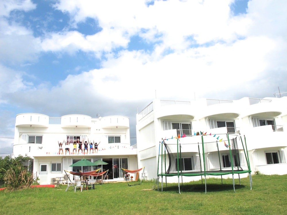Guesthouse Ho Aloha - Hostel