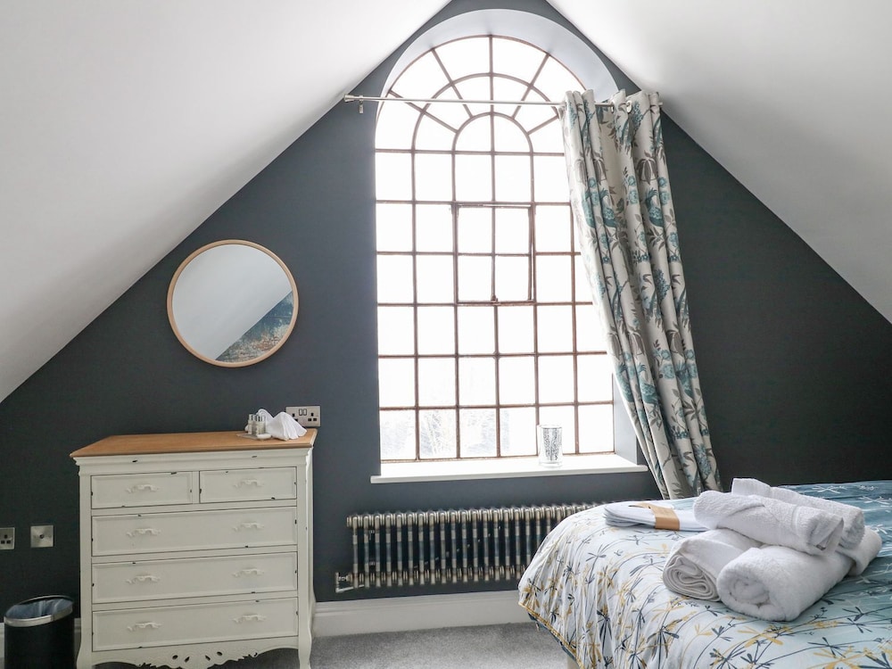 Hunters Lodge at Wildersley Farm
